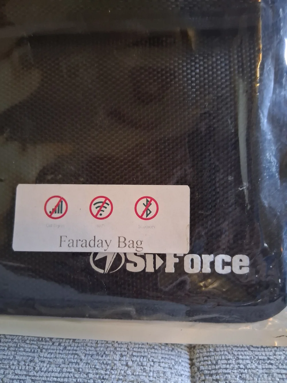 Black Faraday Bag Sleeve – Signal & RFID Shield